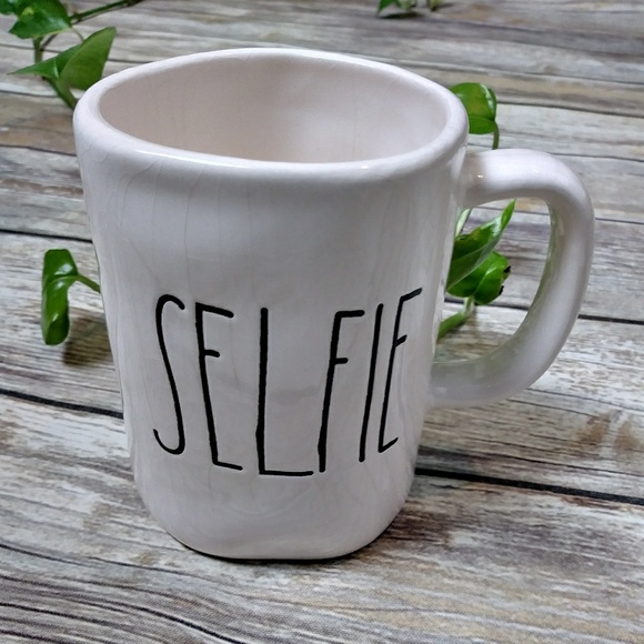 Rae Dunn Other - Rae Dunn Magenta Selfie Mug